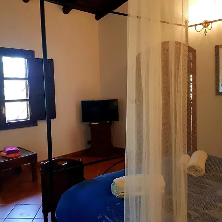 Giardino Dell'alcantara بيت للعطل